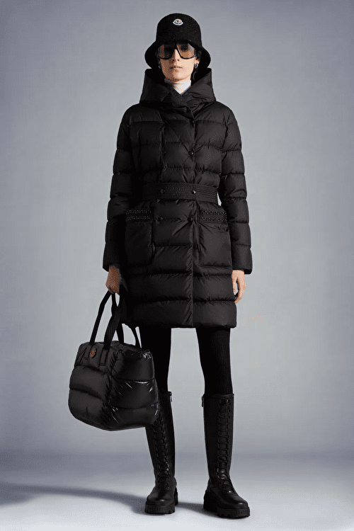 モンクレール(MONCLER)