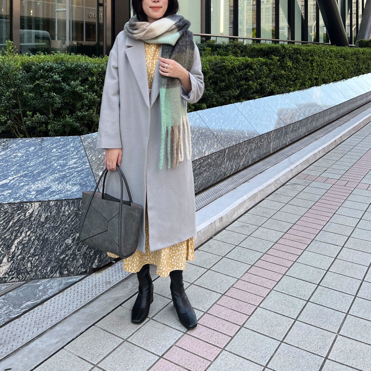 バルキーストールの着こなし
