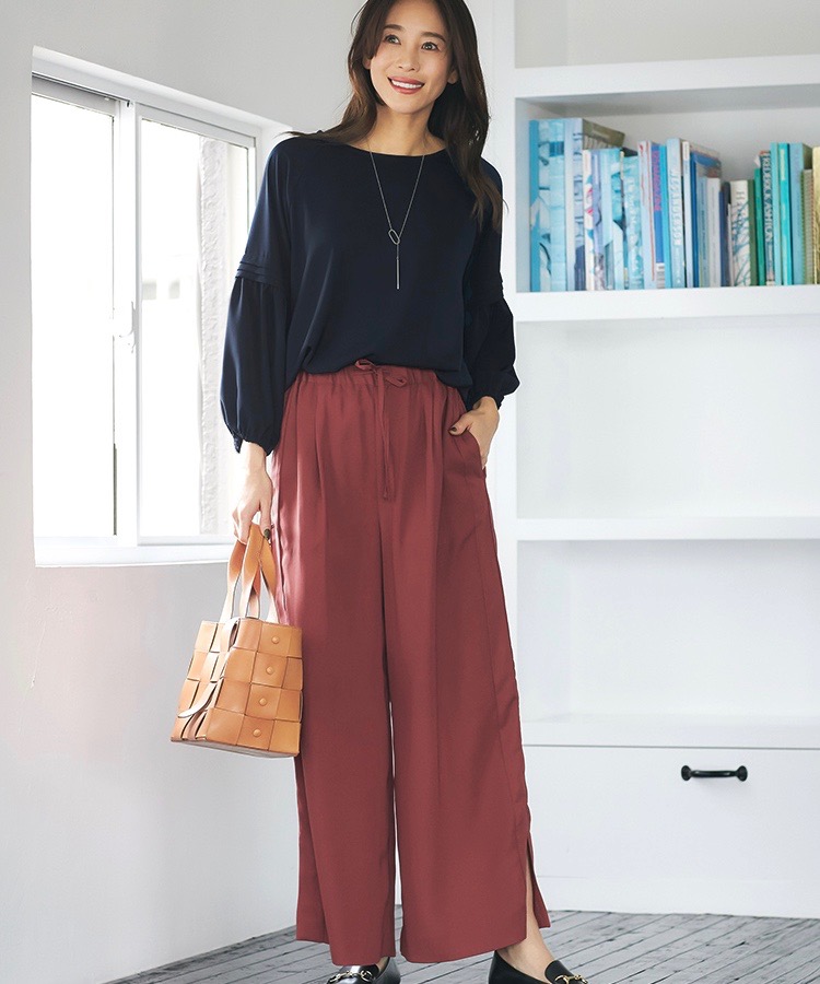 ★40％OFF★サイドラインリラックスワイドパンツ | WEBストア | ファッションレンタル【EDIST. CLOSET】