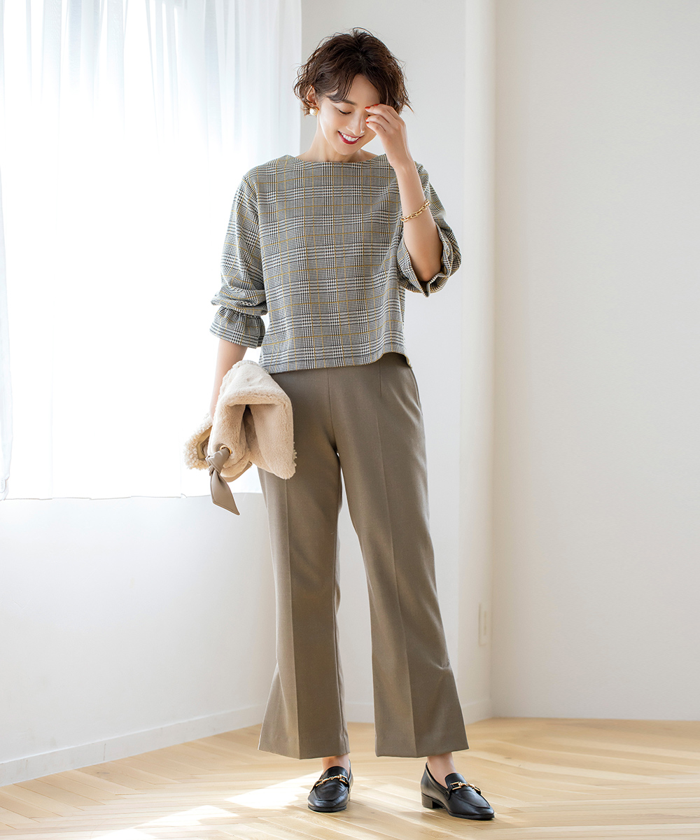 【謝恩SALE】★アウトレット特別価格★サイドスリットセンタープレスパンツ | WEBストア | ファッションレンタル【EDIST. CLOSET】