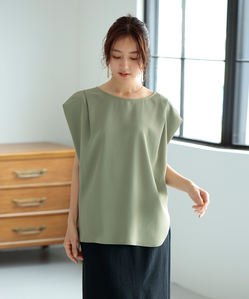 ショルダータック二の腕カバーブラウス | WEBストア | ファッションレンタル【EDIST. CLOSET】