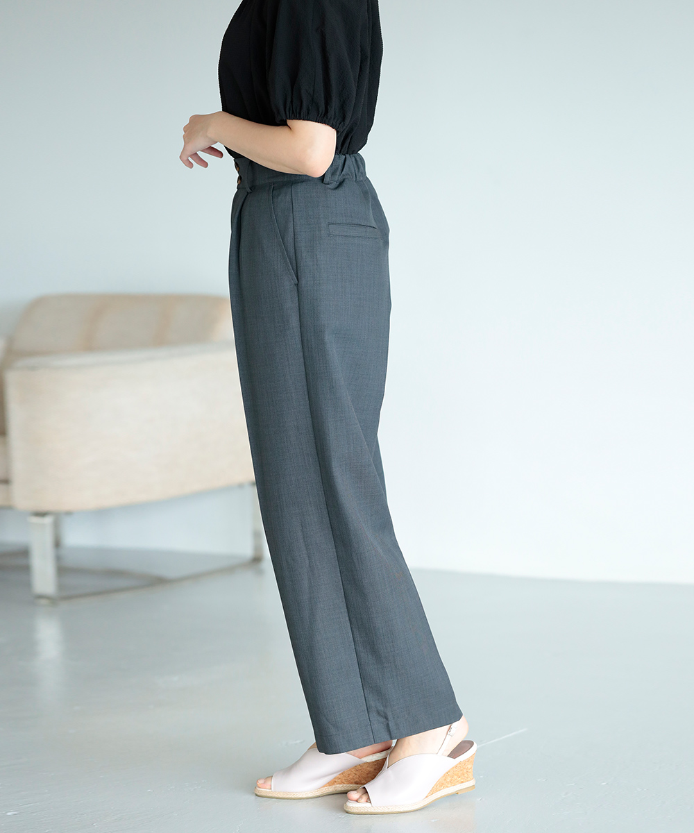 ★新商品★ドライタッチグレーセンタープレスパンツ | WEBストア | ファッションレンタル【EDIST. CLOSET】