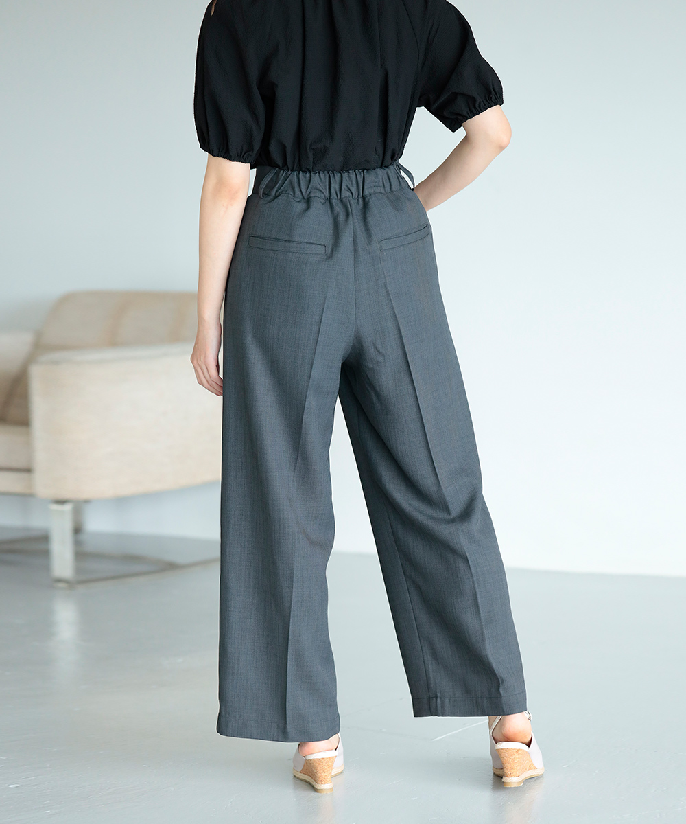 ★新商品★ドライタッチグレーセンタープレスパンツ | WEBストア | ファッションレンタル【EDIST. CLOSET】