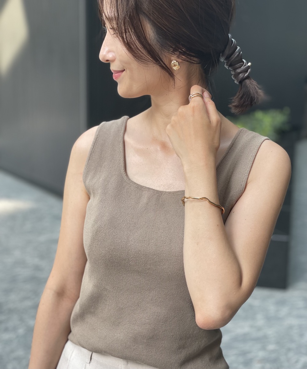 ★再入荷＆20％オフ★ウェーブラインバングル | WEBストア | ファッションレンタル【EDIST. CLOSET】